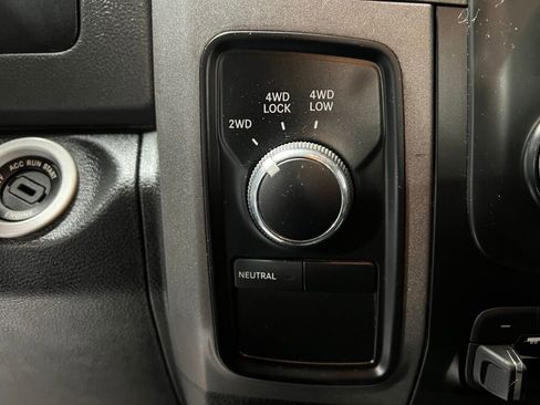 Used 2018 RAM 3500 Tradesman w/ Chrome Appearance Group image 9