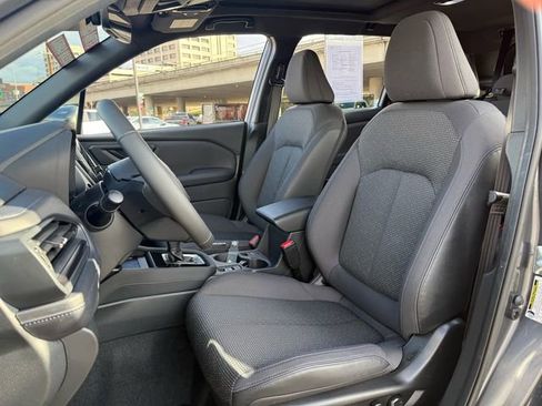 Used 2025 Subaru Forester Premium image 11