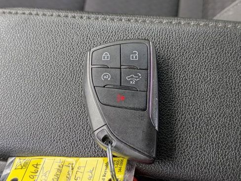 Used 2025 Chevrolet Silverado 1500 LT image 32