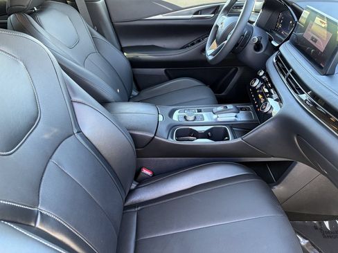 Certified 2026 INFINITI QX60 Pure w/ Cargo Package FWD image 11
