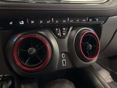 Used 2020 Chevrolet Blazer RS FWD image 27