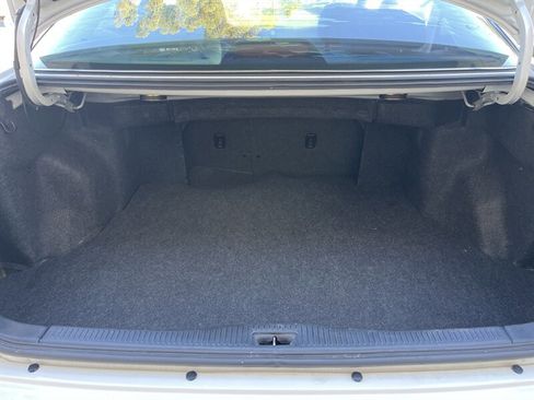 Used 2000 Toyota Camry LE image 17