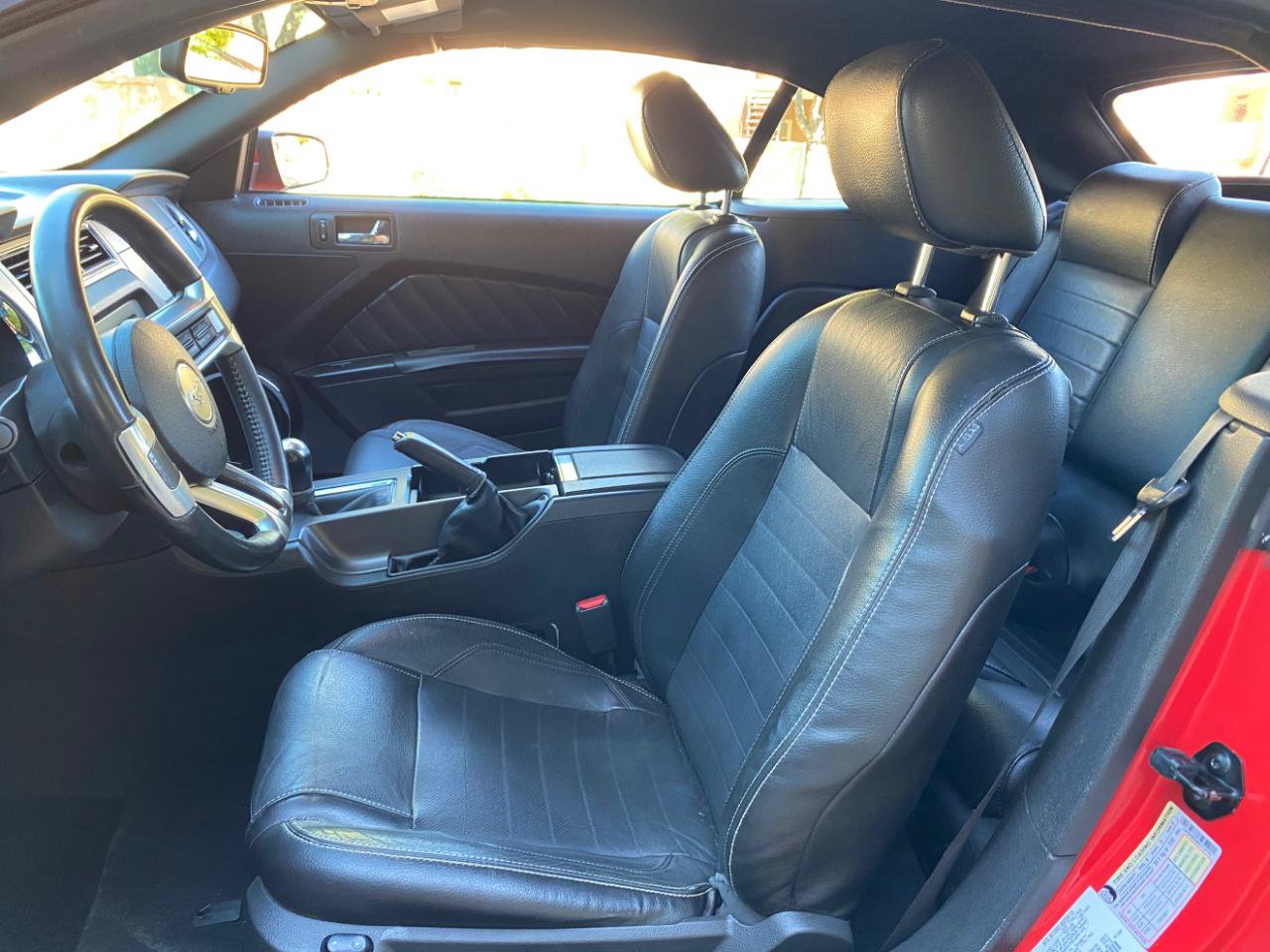 Used 2010 Ford Mustang GT RWD image 30