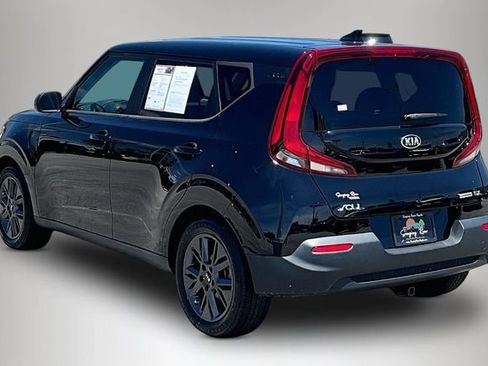 Used 2021 Kia Soul EX FWD image 4