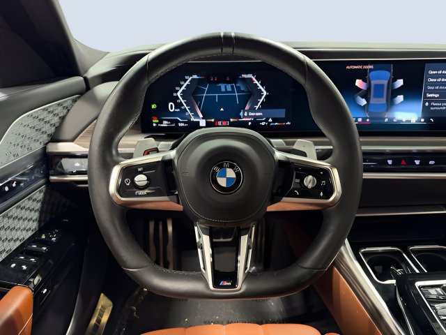 Used 2023 BMW 760i xDrive w/ Luxury Rear Seating Package AWD/4WD image 16