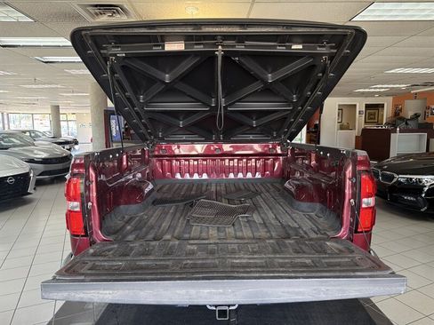 Used 2015 GMC Sierra 1500 SLT AWD/4WD image 18