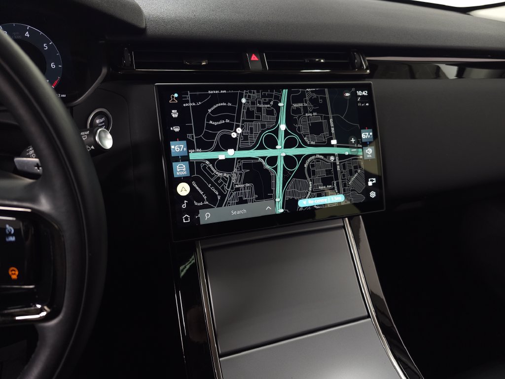 Used 2024 Land Rover Range Rover Velar S AWD/4WD image 25