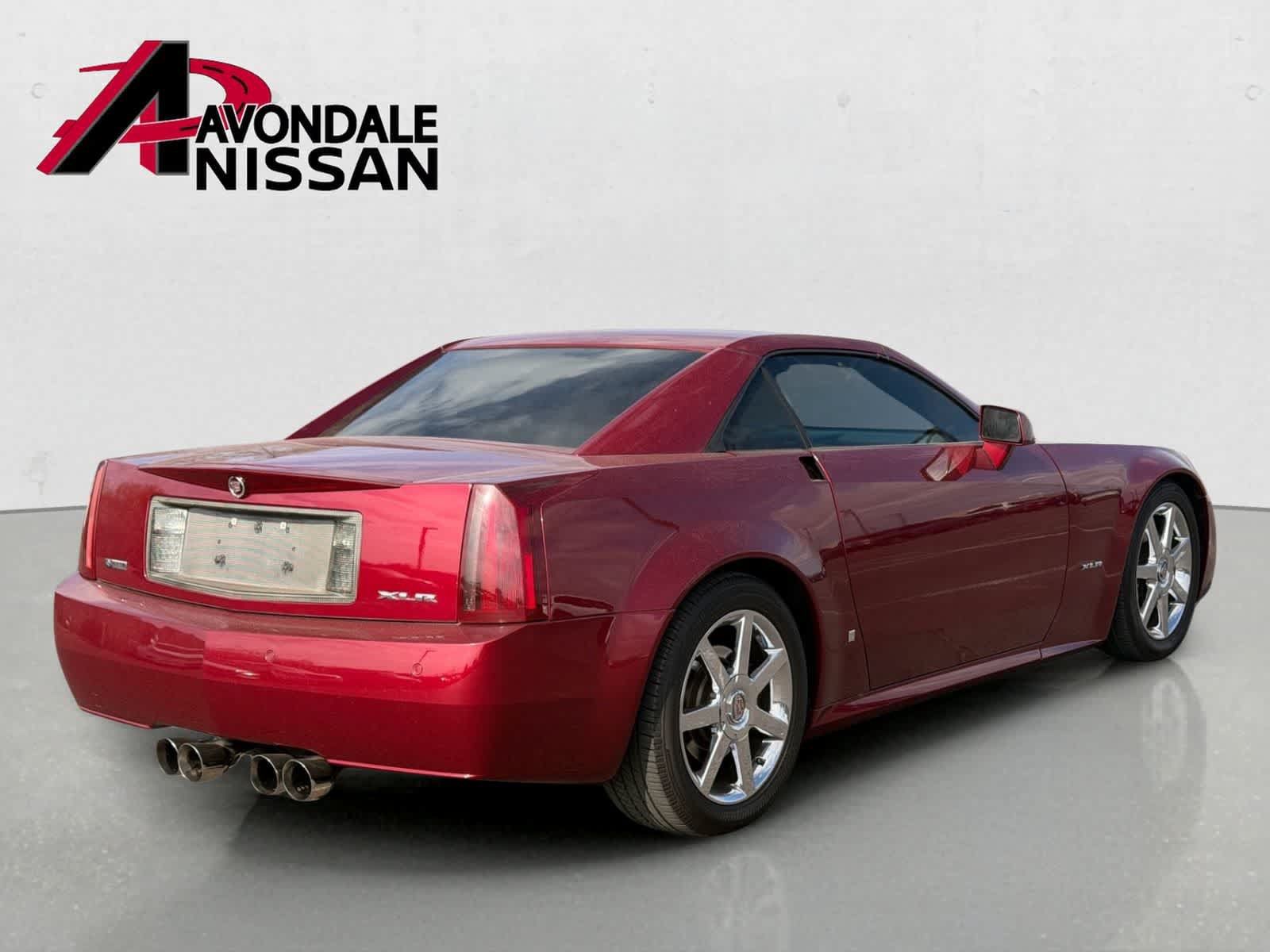 Used 2007 Cadillac XLR RWD image 4