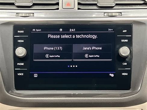 Certified 2022 Volkswagen Tiguan SE R-Line image 13