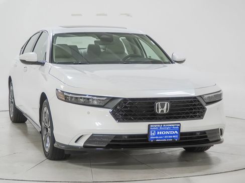 New 2026 Honda Accord EX-L image 15