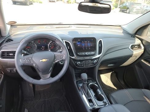 Used 2024 Chevrolet Equinox Premier FWD image 9