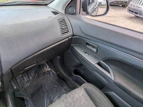 Used 2021 Mitsubishi Outlander Sport ES FWD image 18