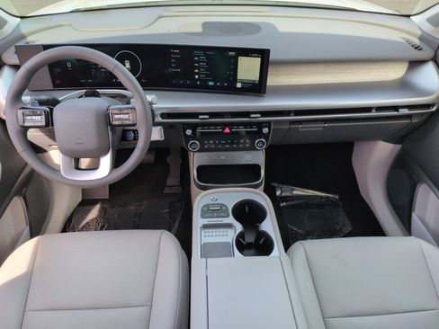 Used 2026 Hyundai Ioniq 9 Limited image 29