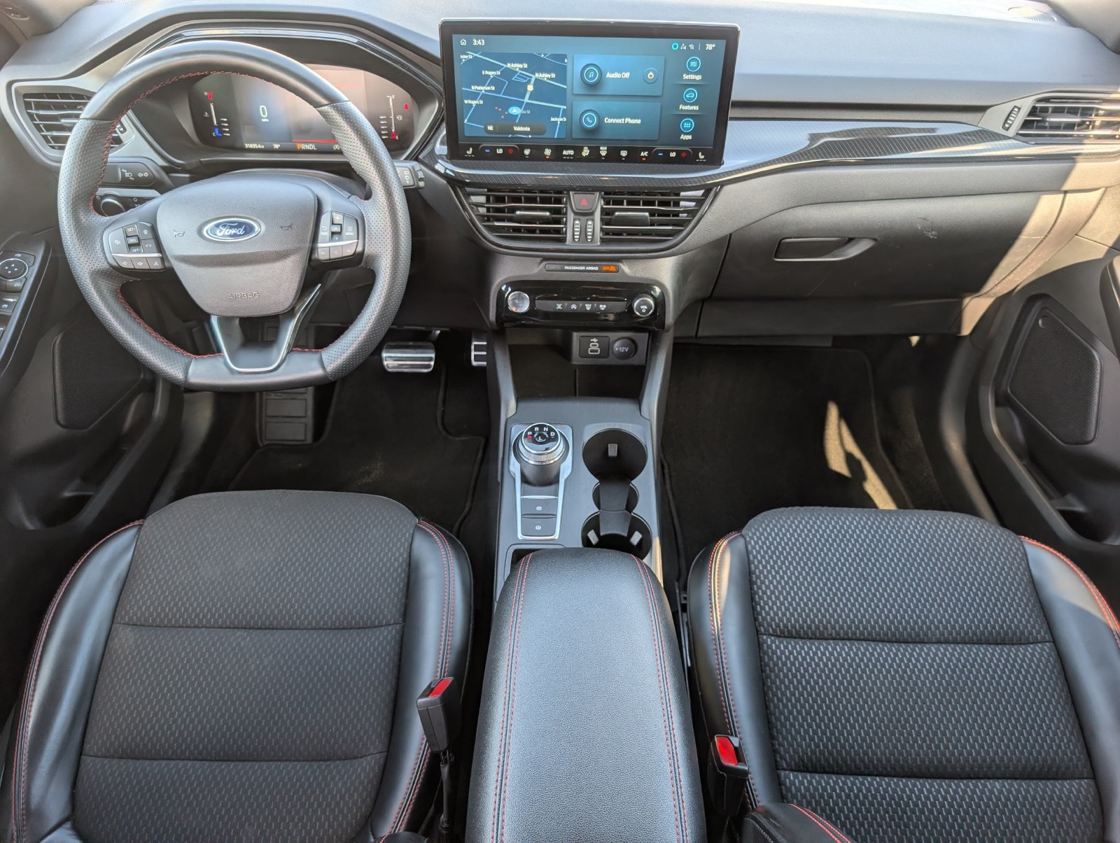 Used 2024 Ford Escape ST-Line w/ Tech Pack #1 AWD/4WD image 5