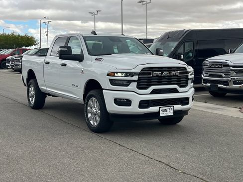 New 2026 RAM 2500 Big Horn AWD/4WD image 10