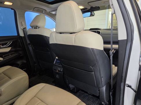 Used 2024 Subaru Ascent Limited w/ Technology Package image 33