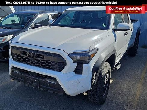 Used 2025 Toyota Tacoma TRD Off-Road image 1