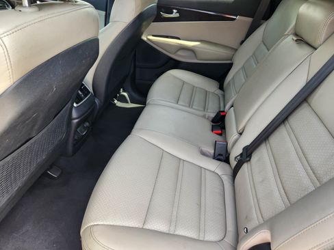 Used 2018 Kia Sorento EX w/ EX Advanced Touring Package AWD/4WD image 13