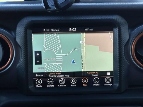 Used 2023 Jeep Gladiator Mojave w/ Cold Weather Group image 19