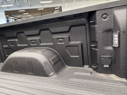 Used 2023 Chevrolet Silverado 1500 RST image 35