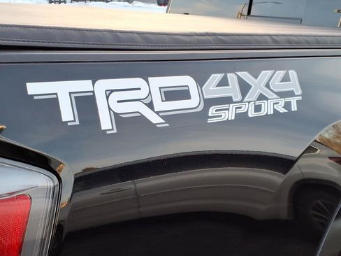 Certified 2021 Toyota Tacoma TRD Sport w/ Technology Package image 18