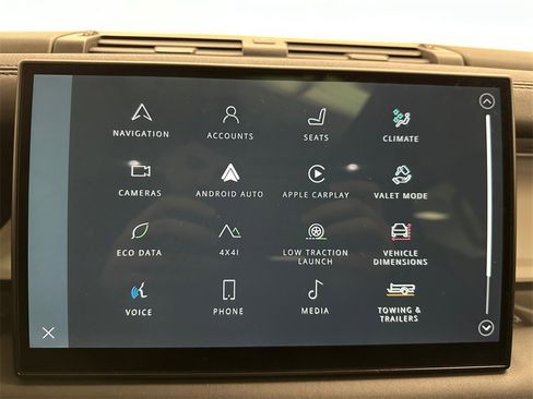 Used 2025 Land Rover Defender 110 S image 19