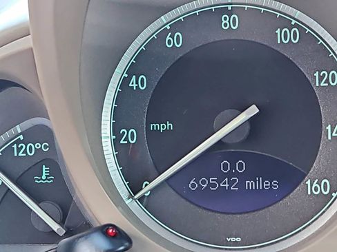 Used 2004 Mercedes-Benz SL 600 image 13