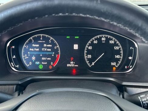 Used 2018 Honda Accord Touring image 24