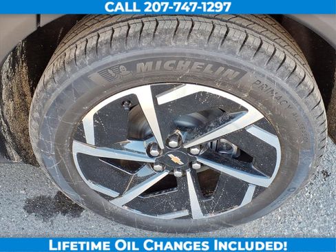 New 2026 Chevrolet Equinox EV LT image 9