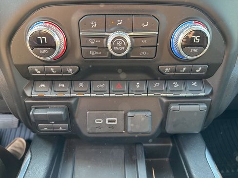 Used 2019 GMC Sierra 1500 Denali w/ Denali Ultimate Package image 14