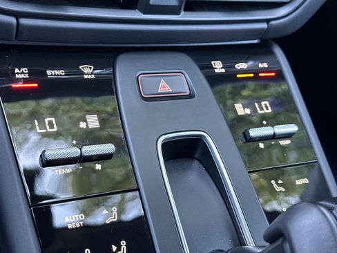 Certified 2026 Porsche Macan GTS AWD/4WD image 24