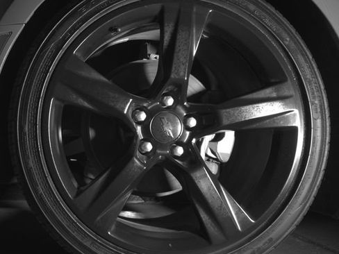 Used 2018 Chevrolet Camaro LT RWD image 9