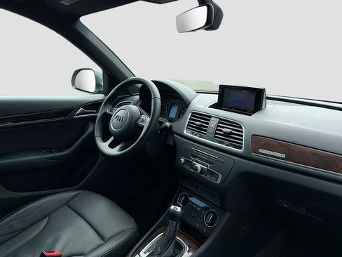 Used 2017 Audi Q3 2.0T Premium Plus w/ Premium Plus Package image 29