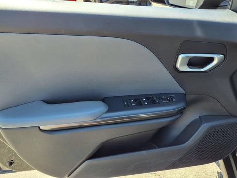 Used 2025 Kia K4 FWD image 24