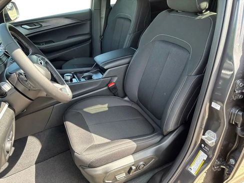New 2026 Jeep Grand Cherokee Laredo AWD/4WD image 22