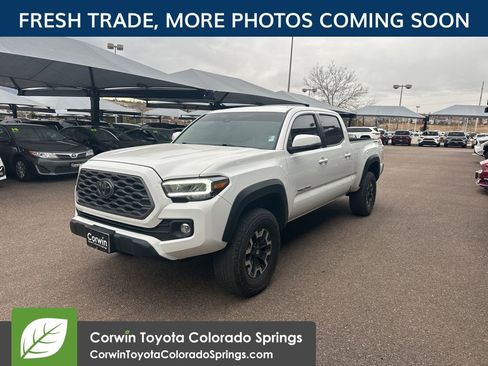Used 2023 Toyota Tacoma TRD Off-Road image 3