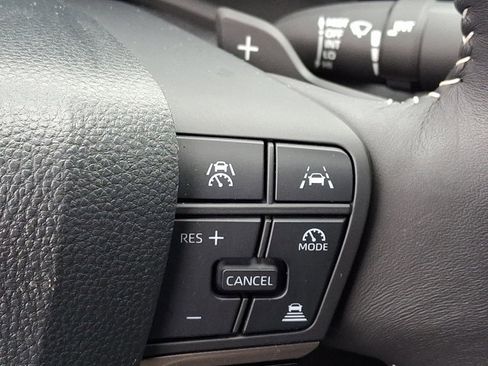 Used 2025 Toyota Camry SE image 24