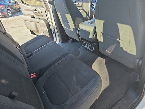 Used 2021 Chevrolet Silverado 1500 LT w/ Z71 Off-Road Package image 11