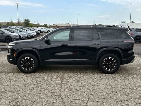 Certified 2024 Chevrolet Traverse Z71 w/ Enhanced Driving Package AWD/4WD image 2