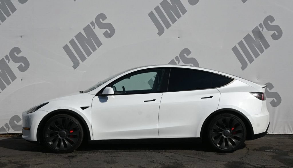 Used 2022 Tesla Model Y Performance AWD/4WD image 6