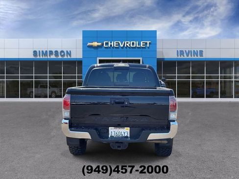 Used 2023 Toyota Tacoma TRD Off-Road AWD/4WD image 7