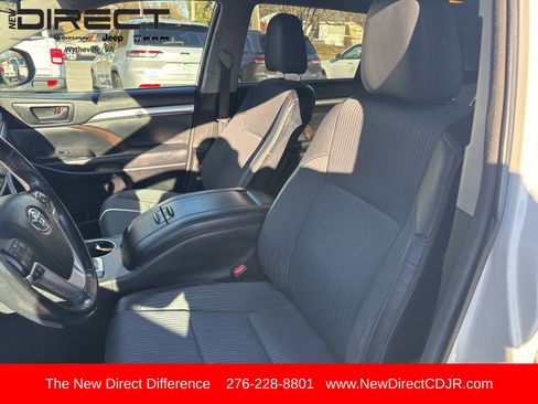 Used 2015 Toyota Highlander Plus image 10