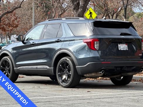 Certified 2022 Ford Explorer ST-Line w/ Class IV Trailer Tow Package image 6