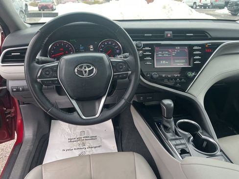 Certified 2018 Toyota Camry XSE image 18