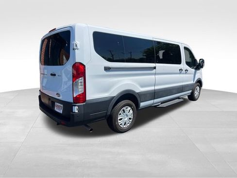 Used 2022 Ford Transit 350 XLT RWD image 7