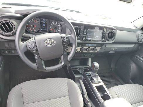 Certified 2022 Toyota Tacoma SR AWD/4WD image 10