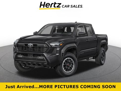 Used 2025 Toyota Tacoma TRD Off-Road AWD/4WD image 1