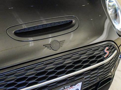 Certified 2023 MINI Cooper Clubman S image 8