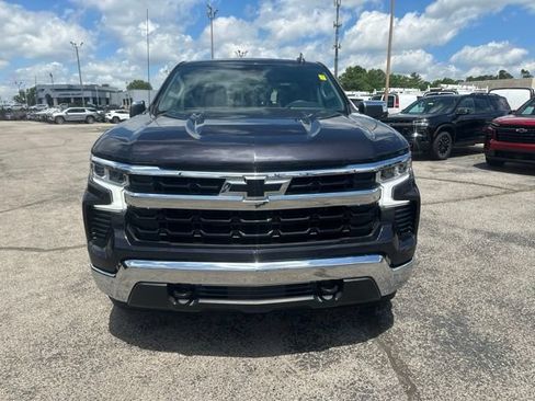 Used 2023 Chevrolet Silverado 1500 LT AWD/4WD image 8
