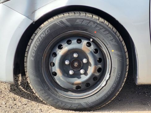 Used 2015 Kia Forte LX image 10